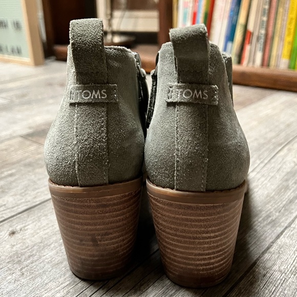 TOMS | Lea suede booties green - Picture 9 of 12